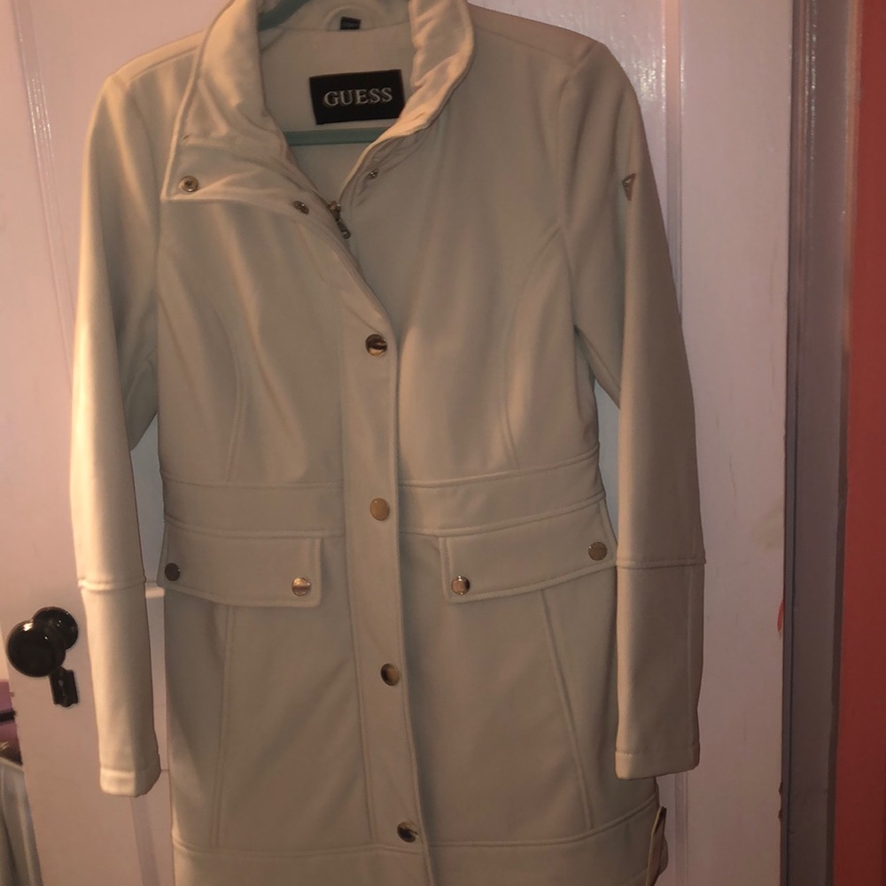 BRAND NEW Guess Coat